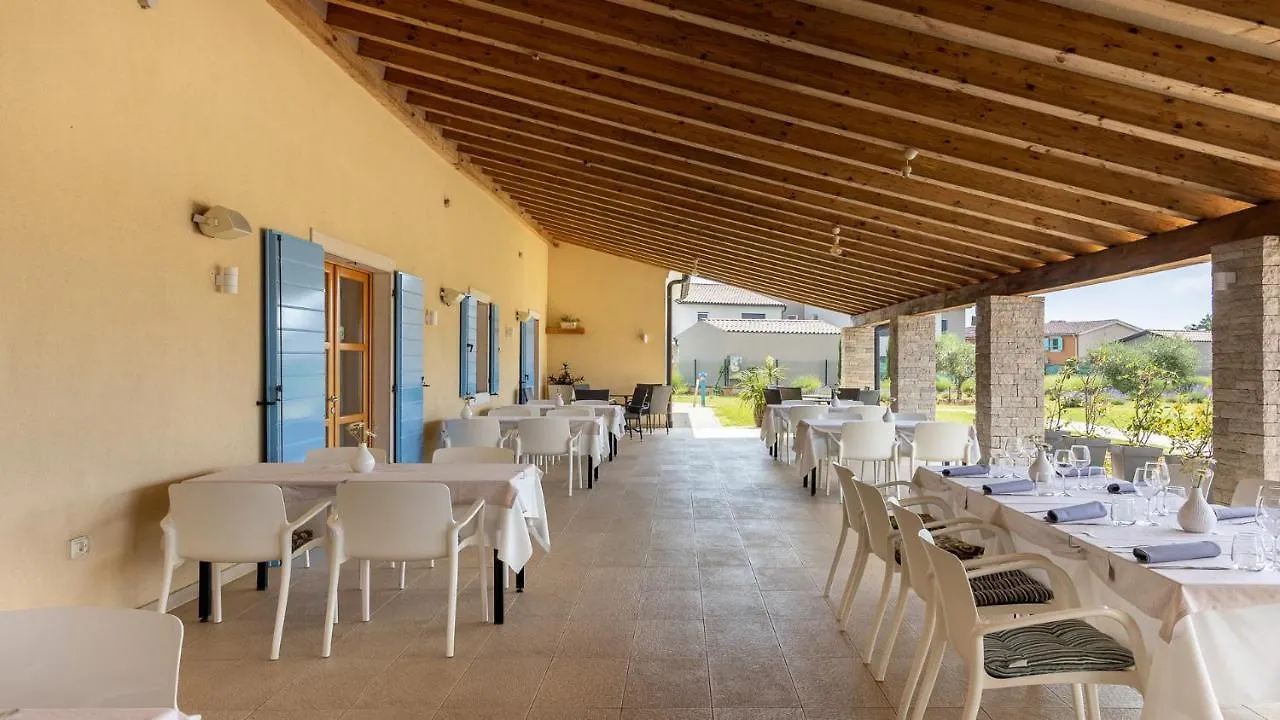 Velanera Hotel & Restaurant Šišan